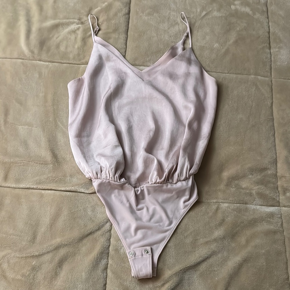 Express Women’s Blush Bodysuit - Small